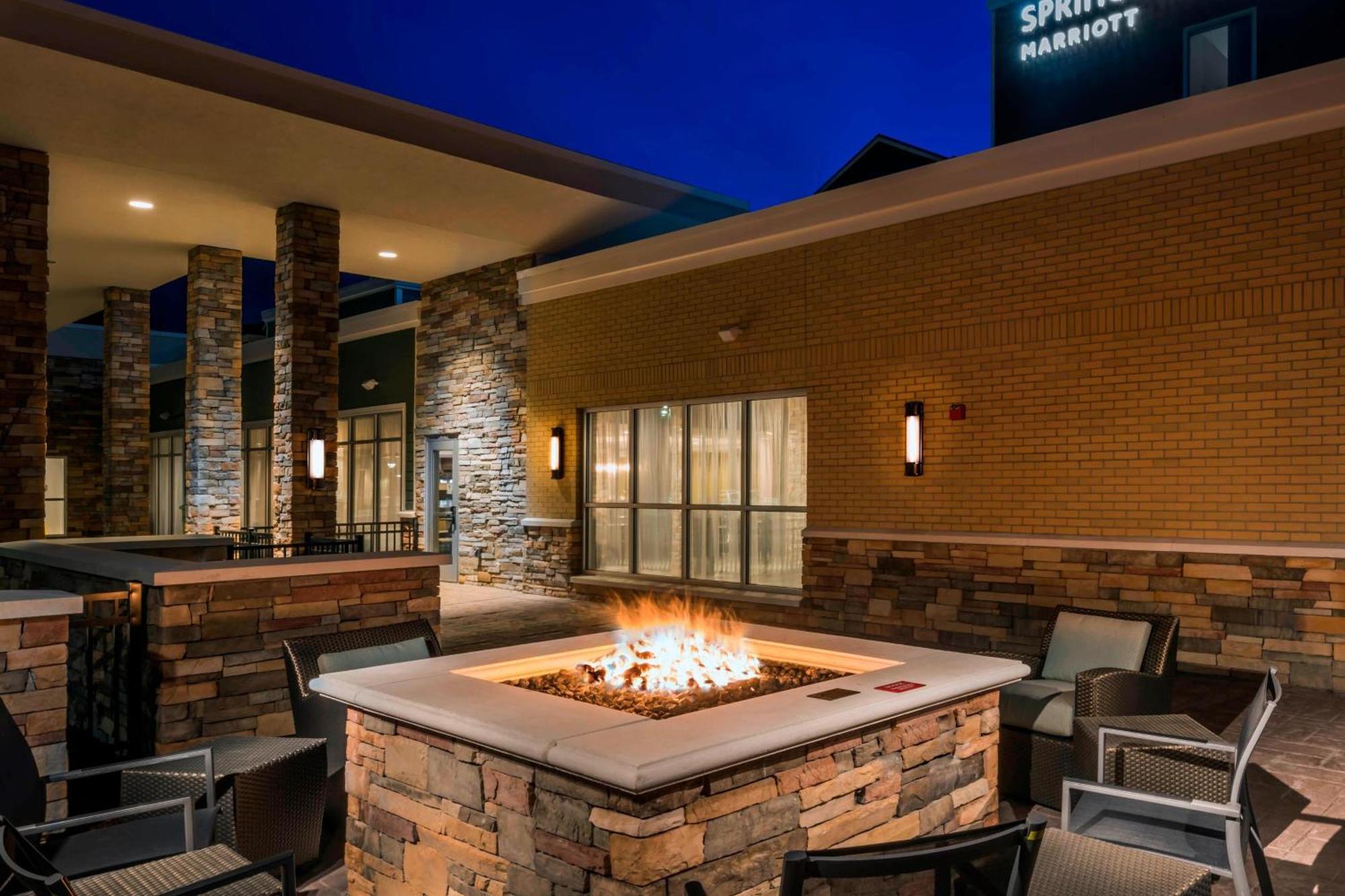 Springhill Suites By Marriott Fishkill Exteriér fotografie